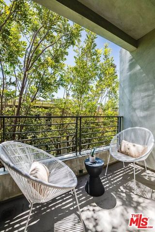 811 19th Street 3, Santa Monica, CA 90403