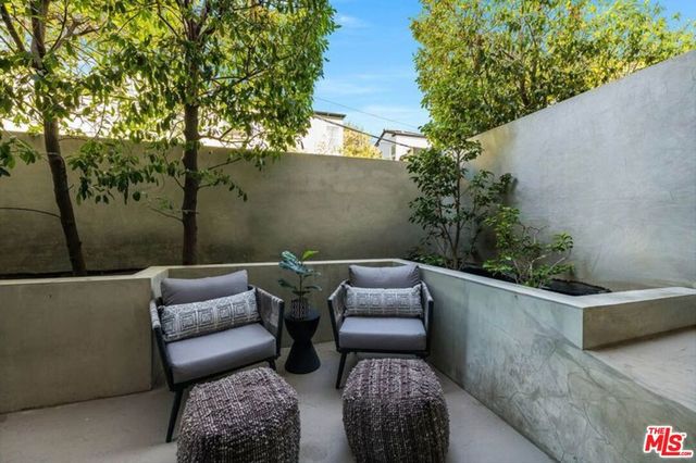 811 19th Street 3, Santa Monica, CA 90403