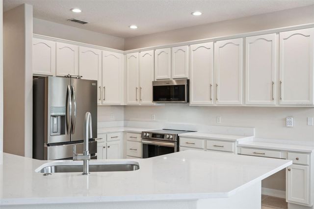 2744 HAZEL GROVE LANE, Oviedo, FL 32766
