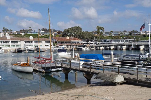 1207 N Bay Front, Newport Beach, CA 92662