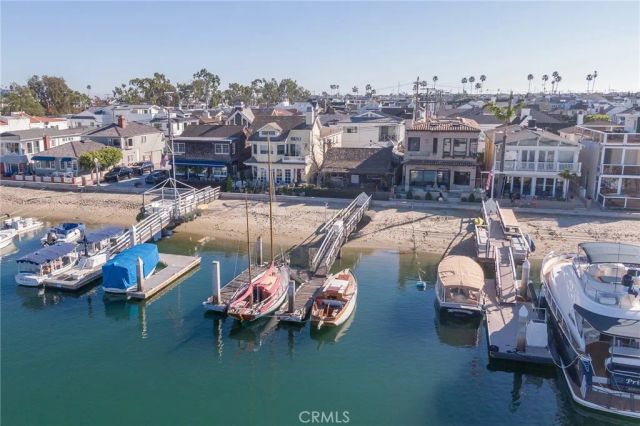 1207 N Bay Front, Newport Beach, CA 92662