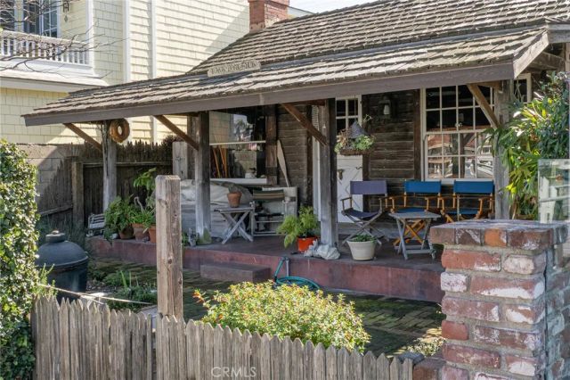 1207 N Bay Front, Newport Beach, CA 92662