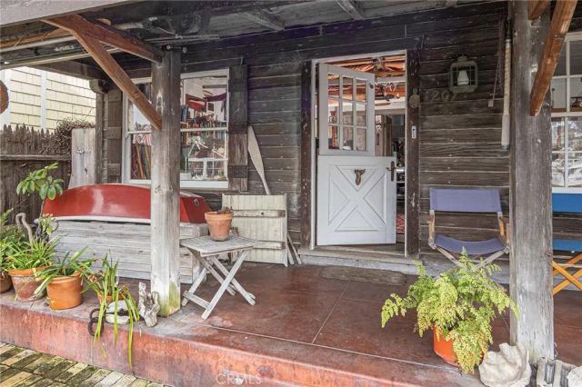 1207 N Bay Front, Newport Beach, CA 92662