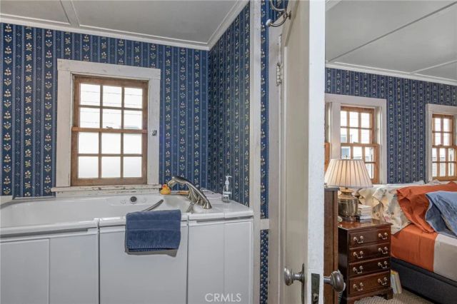 1207 N Bay Front, Newport Beach, CA 92662