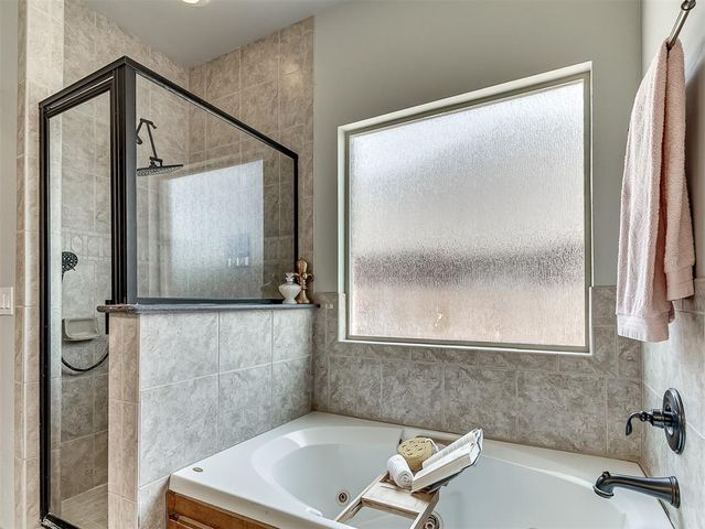 13150 Red Oak Drive, Choctaw, OK 73020