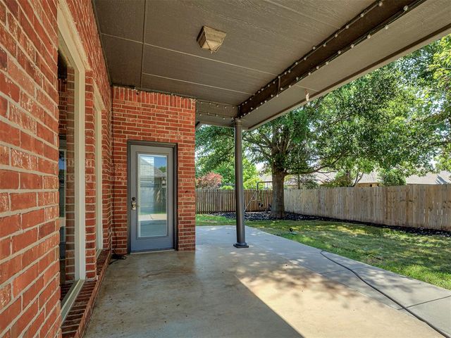 13150 Red Oak Drive, Choctaw, OK 73020