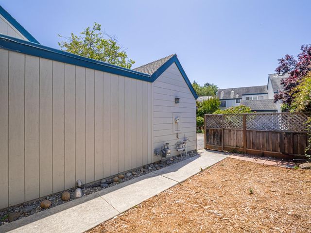 2603 Hambleton Lane, Santa Cruz, CA 95065