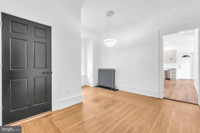 302 BELLEVUE AVE, Trenton, NJ 08618