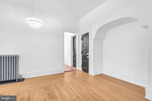 302 BELLEVUE AVE, Trenton, NJ 08618