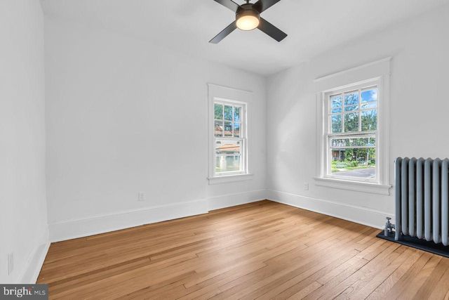 302 BELLEVUE AVE, Trenton, NJ 08618