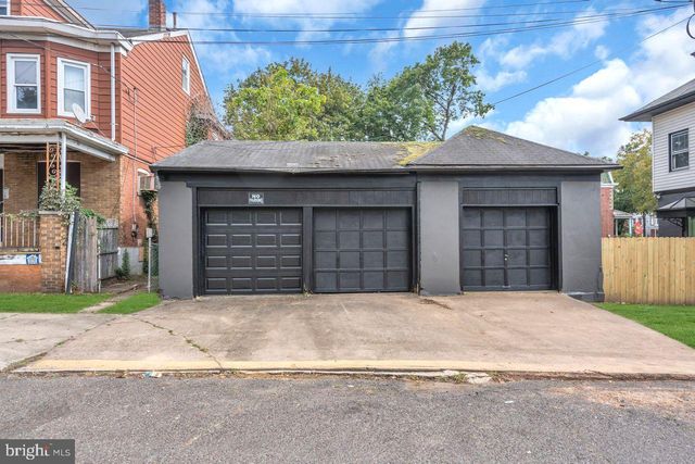 302 BELLEVUE AVE, Trenton, NJ 08618