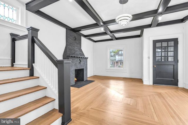 302 BELLEVUE AVE, Trenton, NJ 08618