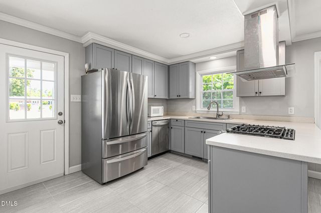 1244 Lawndale Drive, Graham, NC 27253