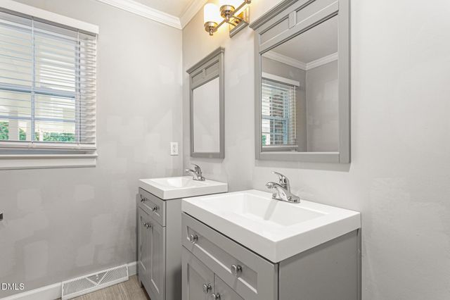 1244 Lawndale Drive, Graham, NC 27253