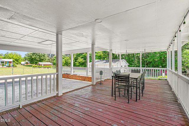 1244 Lawndale Drive, Graham, NC 27253