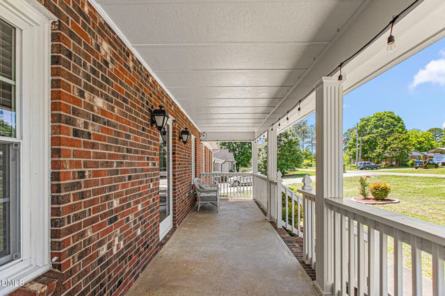 1244 Lawndale Drive, Graham, NC 27253