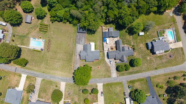 1244 Lawndale Drive, Graham, NC 27253
