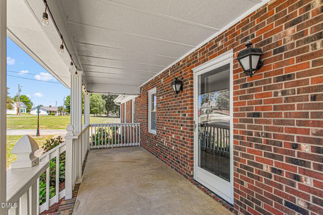 1244 Lawndale Drive, Graham, NC 27253