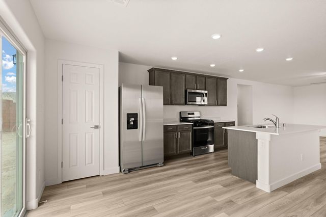 1736 Cowboy Haven Lane NE, Rio Rancho, NM 87144