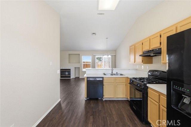 11892 Cornell, Adelanto, CA 92301