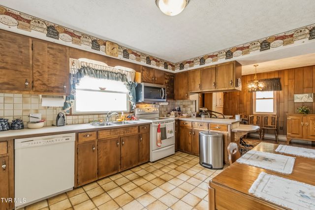 120 Jim Ford Road, Jonesborough, TN 37659