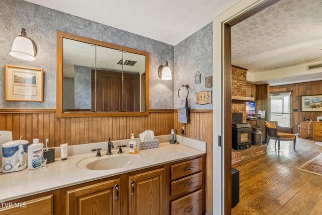 120 Jim Ford Road, Jonesborough, TN 37659
