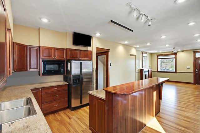 484 Van Voast Avenue, Bellevue, KY 41073