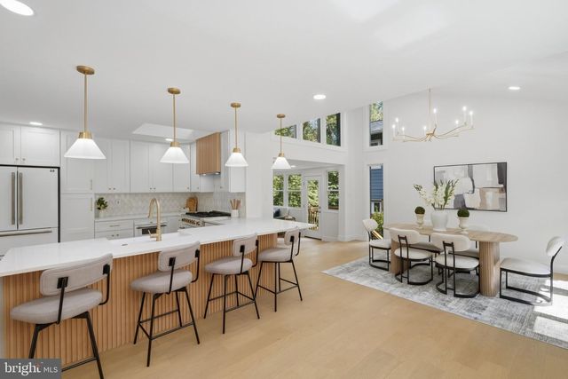 6404 W HALBERT RD, Bethesda, MD 20817