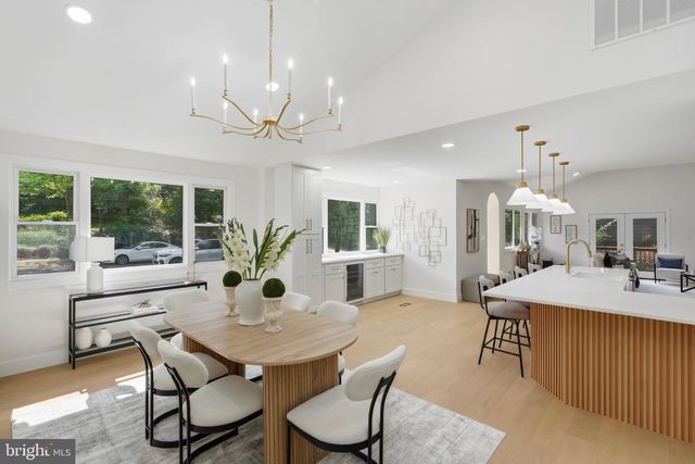 6404 W HALBERT RD, Bethesda, MD 20817