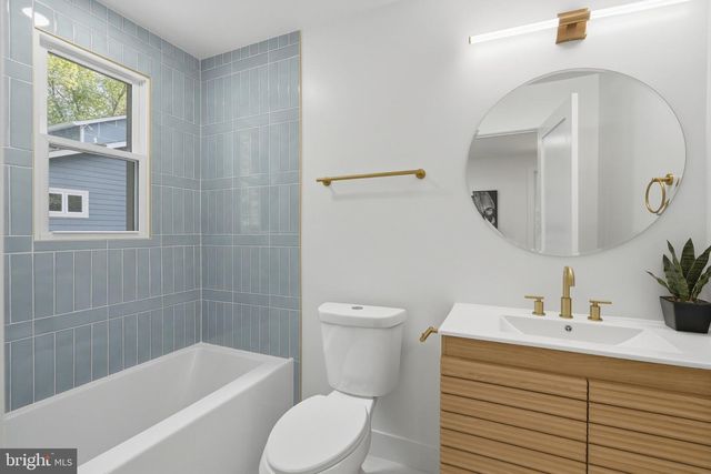 6404 W HALBERT RD, Bethesda, MD 20817