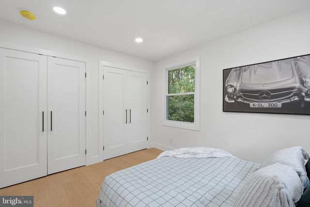 6404 W HALBERT RD, Bethesda, MD 20817
