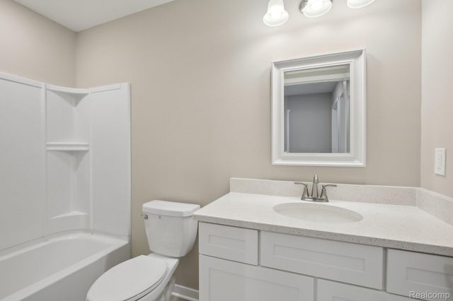 2085 Steelwood Drive, Marion Township, MI 48843