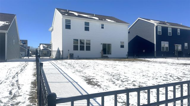 2085 Steelwood Drive, Marion Township, MI 48843