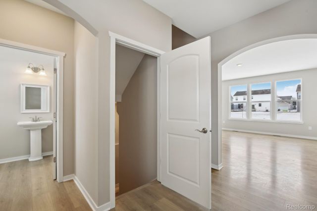 2085 Steelwood Drive, Marion Township, MI 48843