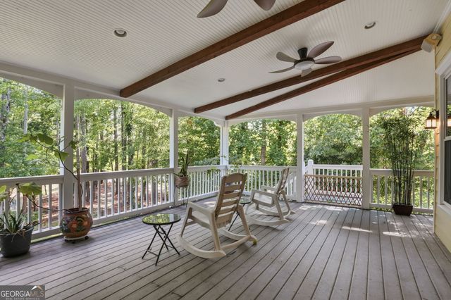 972 Moores Walk Lane, Suwanee, GA 30024