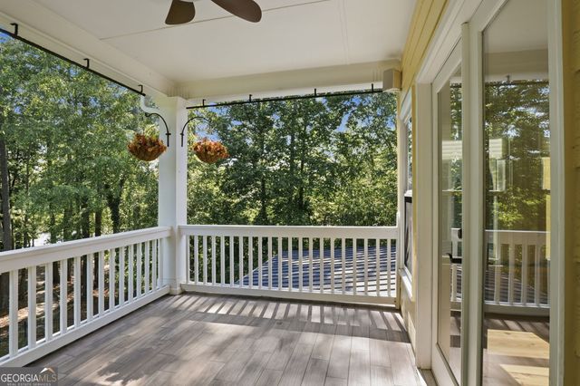 972 Moores Walk Lane, Suwanee, GA 30024