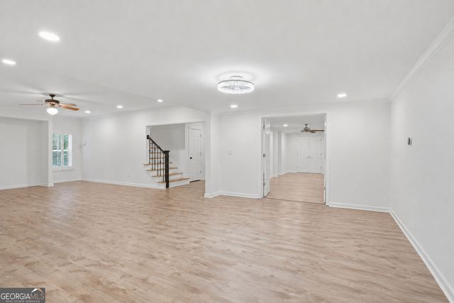 972 Moores Walk Lane, Suwanee, GA 30024