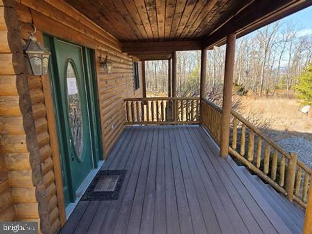 942 WILD BOAR RD, Augusta, WV 26704