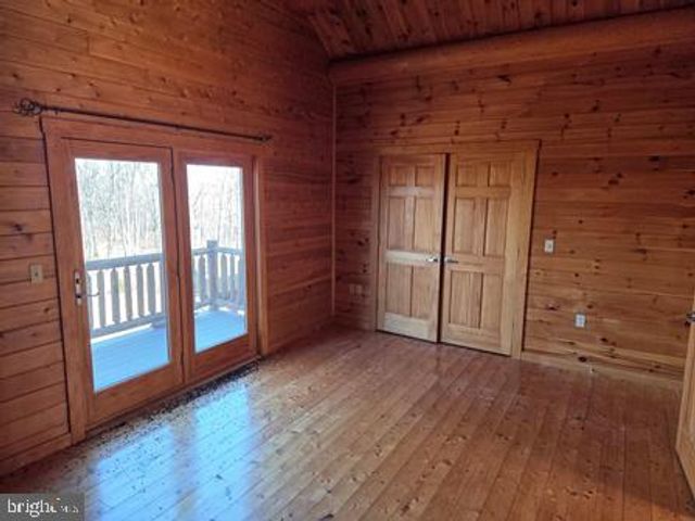 942 WILD BOAR RD, Augusta, WV 26704
