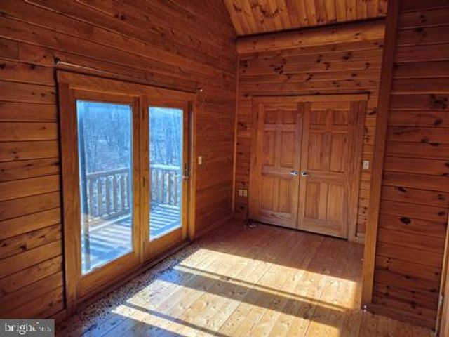 942 WILD BOAR RD, Augusta, WV 26704