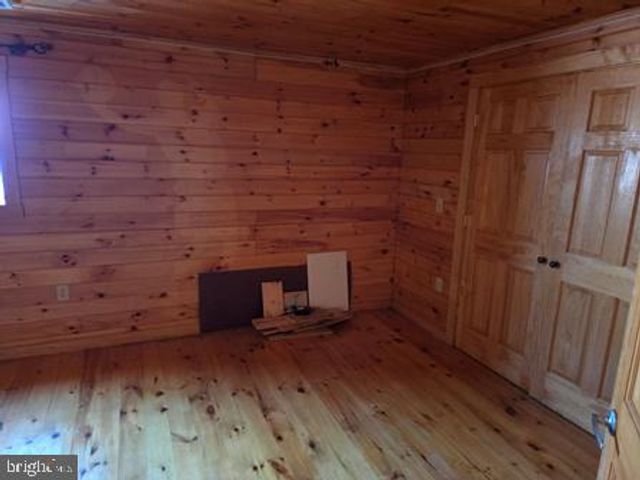 942 WILD BOAR RD, Augusta, WV 26704