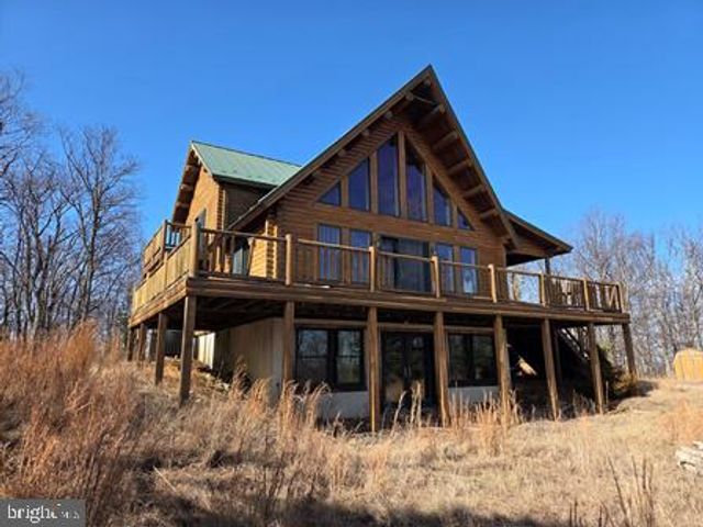 942 WILD BOAR RD, Augusta, WV 26704
