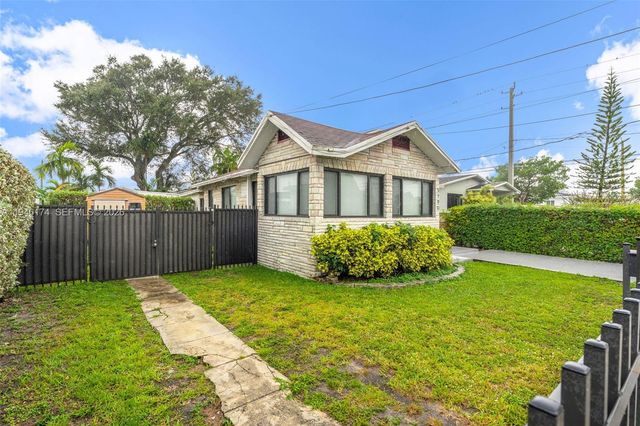 5790 SW 5th St Efficiency, Miami, FL 33144