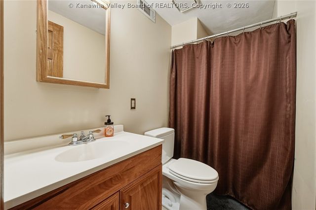 130 Rolling Acres, Winfield, WV 25213