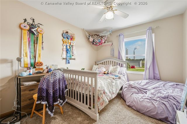 130 Rolling Acres, Winfield, WV 25213