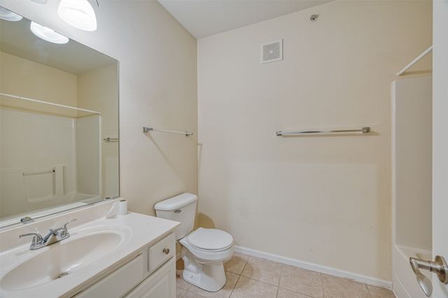6255 Beechtree Drive 4205, West Des Moines, IA 50266