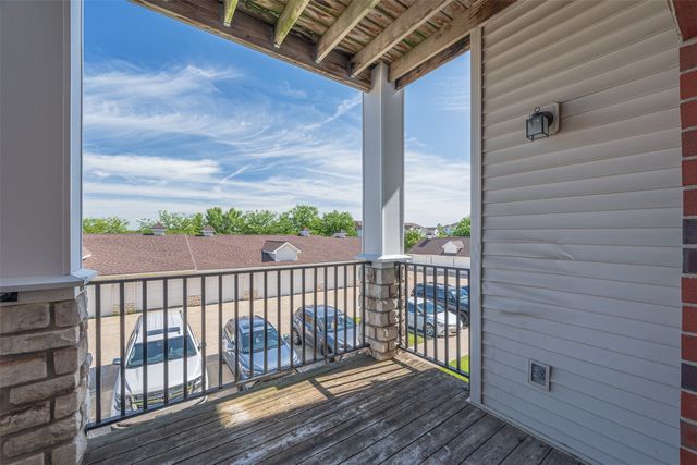 6255 Beechtree Drive 4205, West Des Moines, IA 50266