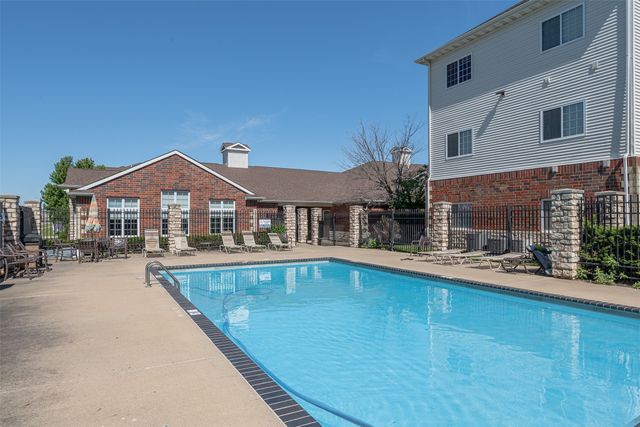 6255 Beechtree Drive 4205, West Des Moines, IA 50266