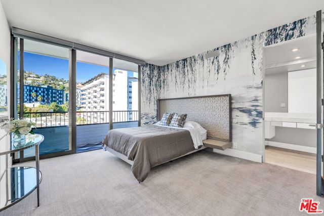 1100 Alta Loma Road 1404, West Hollywood, CA 90069