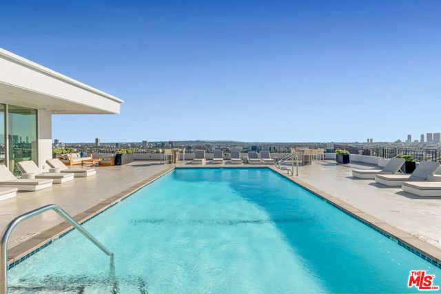 1100 Alta Loma Road 1404, West Hollywood, CA 90069